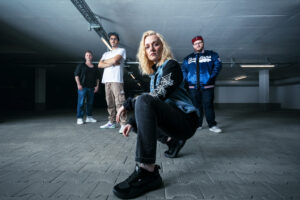 Magda Gruppenfoto Parkhaus 01
